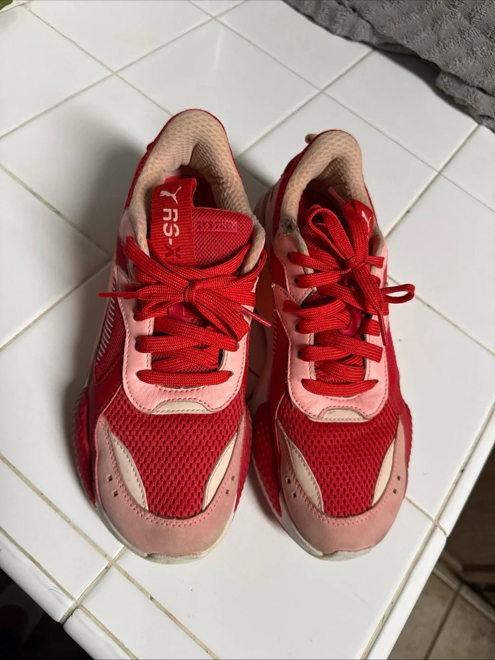 Puma Red Sport Bra and Leggings Set with Red Sneakers
